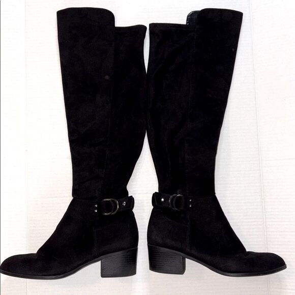 Elegant Black Knee-High Women's Boots - Picture 1 of 10